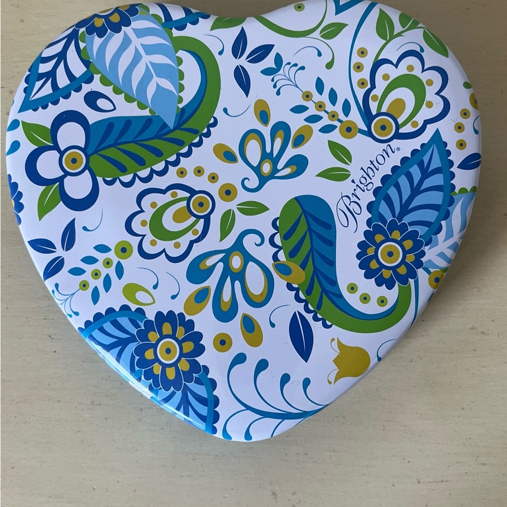 Brighton Heart Shaped Tin Jewelry Holder‎.